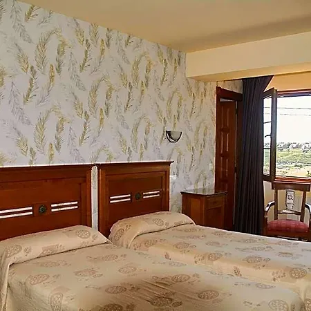 La Morena Hotel 3*